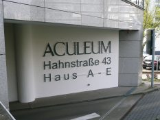 logo-werbetechnik-tschasche-muehlheim-hinweisschilder-orientierungsschilder-P1010095