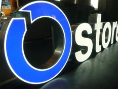 logo-werbetechnik-tschasche-muehlheim-profilbuchstaben-P1090643