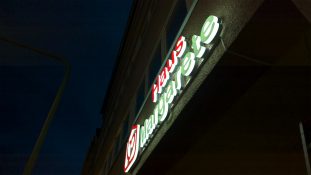 logo-werbetechnik-tschasche-muehlheim-profilbuchstaben-WP-20160115-17-11-16-Pro