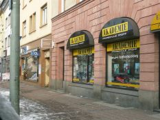 logo-werbetechnik-tschasche-muehlheim-schaufenster-fassadenbeschriftung-P1040205