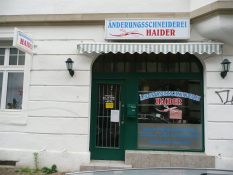 logo-werbetechnik-tschasche-muehlheim-schaufenster-fassadenbeschriftung-P1080373