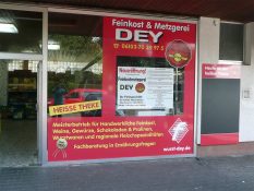 logo-werbetechnik-tschasche-muehlheim-schaufenster-fassadenbeschriftung-P1080515