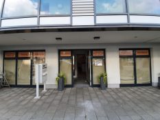 logo-werbetechnik-tschasche-muehlheim-schaufenster-fassadenbeschriftung-P1101341