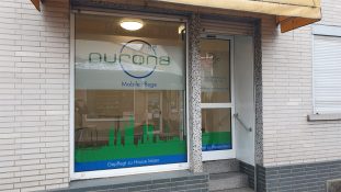 logo-werbetechnik-tschasche-muehlheim-schaufenster-fassadenbeschriftung-P1102009