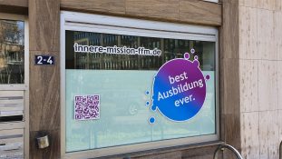 logo-werbetechnik-tschasche-muehlheim-schaufenster-fassadenbeschriftung-P1102103