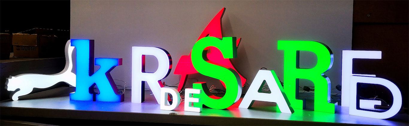 Featured image for “LED-Leuchtbuchstaben”