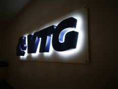 web-logo-werbetechnik-tschasche-muehlheim-leuchtreklame-einzelbuchstaben-p8-20191129-170306