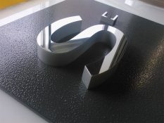 web-logo-werbetechnik-tschasche-muehlheim-leuchtreklame-einzelbuchstaben-p8-wp-001592