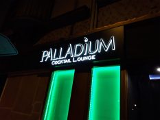 web-logo-werbetechnik-tschasche-muehlheim-leuchtreklame-leuchtkaesten-durchgesteckte-buchstaben-20190916-wa0024