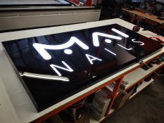 web-logo-werbetechnik-tschasche-muehlheim-leuchtreklame-leuchtkaesten-durchgesteckte-buchstaben-20200625-171022