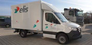 logo-werbetechnik-tschasche-muehlheim-fahrzeugbeschriftung-P1101180