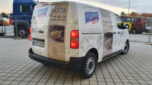 logo-werbetechnik-tschasche-muehlheim-fahrzeugbeschriftung-P1101988